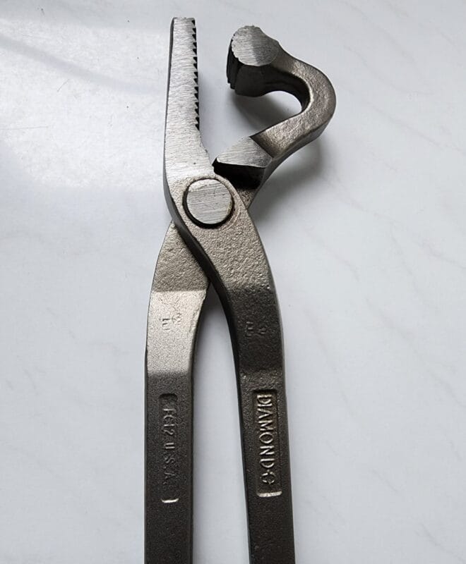Tenaza Remachadora Diamond
FC 12"